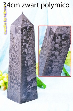 Obelisk Kaars XXL, Polyimico-ZWART hoogte: 34cm