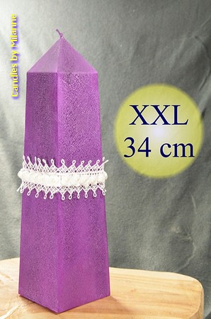 XXL Obelisk kaars, 34 cm in PAARS POLYMICO H; 34 cm